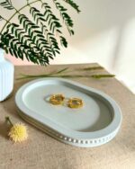The Grey Blend® Concrete Oval Trinket Tray with Bead Design | Elegant Multipurpose Tray for Jewelry Display, Bathroom Storage & Stylish Prop for Jewelry Photoshoots & Styling